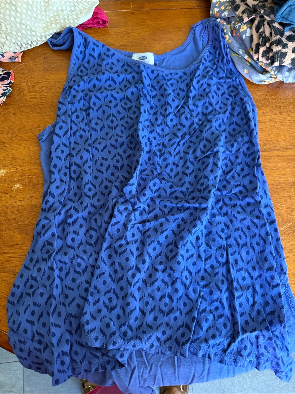 Old Navy Blue Printed Sleeveless Tank Top